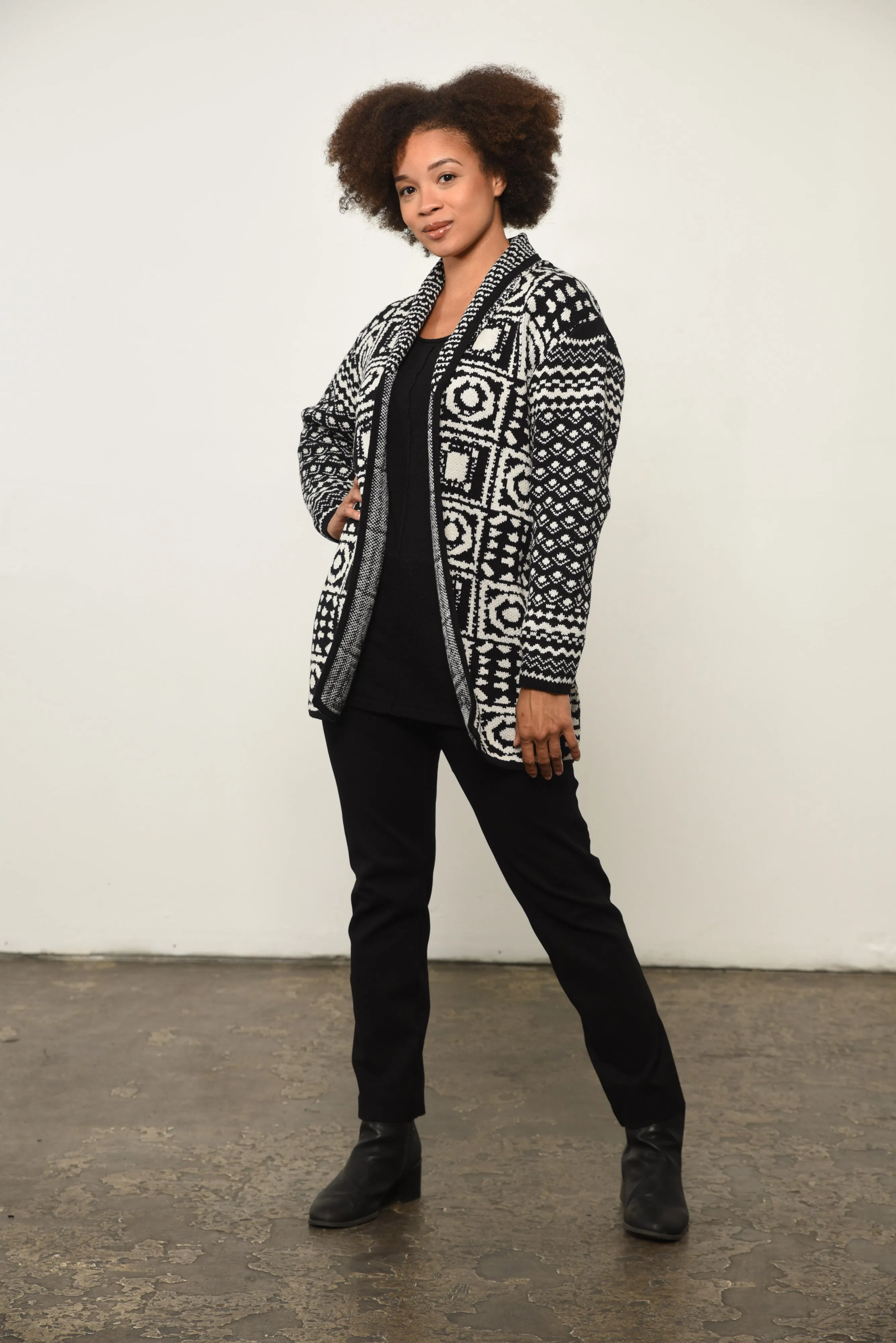 Abstract Print Open Front Cardigan in Black Aztec