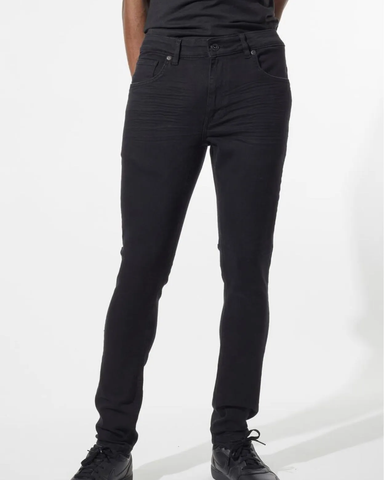 Men’s Basic Stretched Denim Jeans