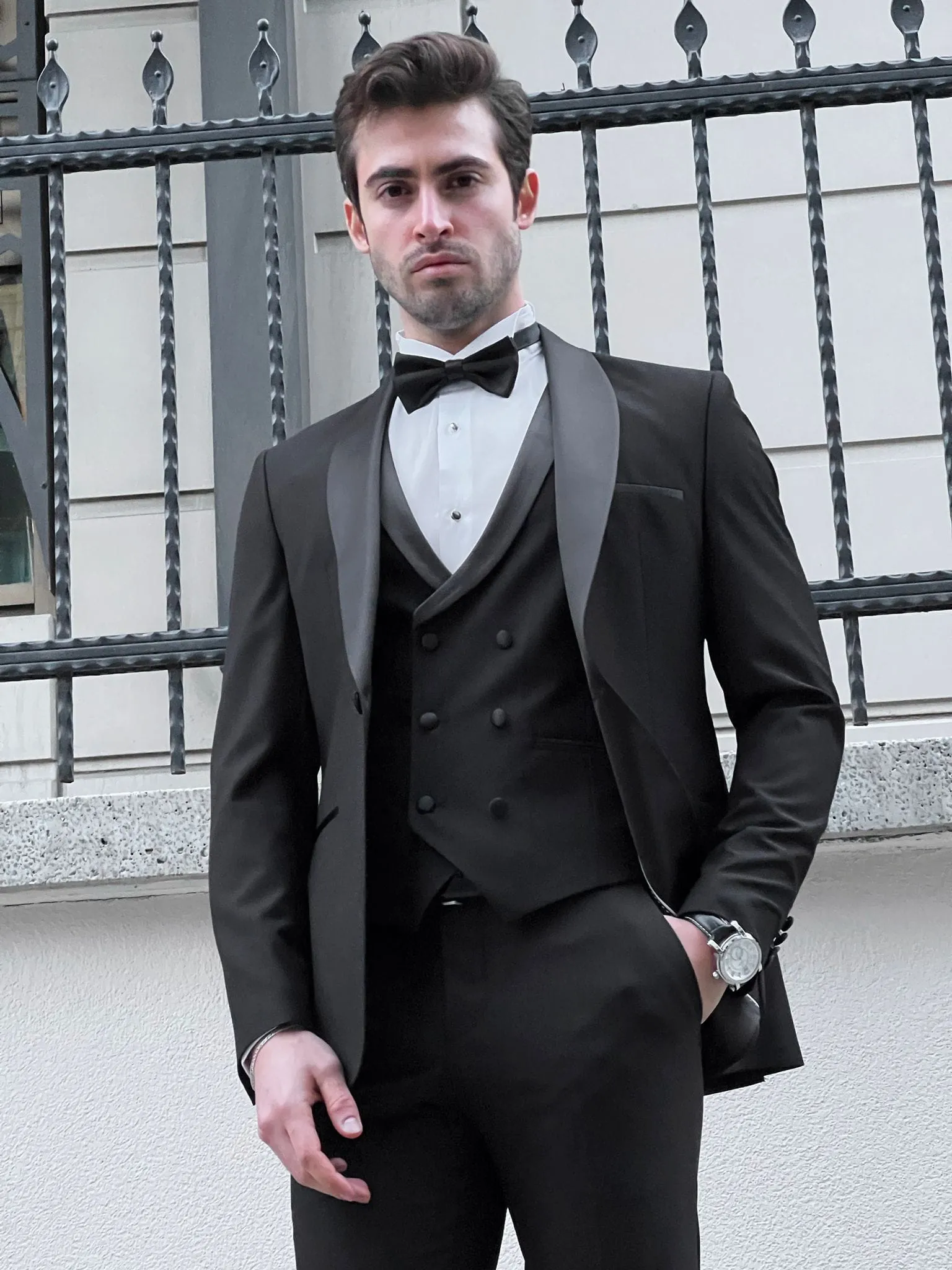 Slim Fit Pointed Collar Double Breasted Black Tuxedo