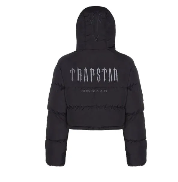 TRAPSTAR WOMEN’S DECODED 2022 HOODED PUFFER JACKET - BLACK